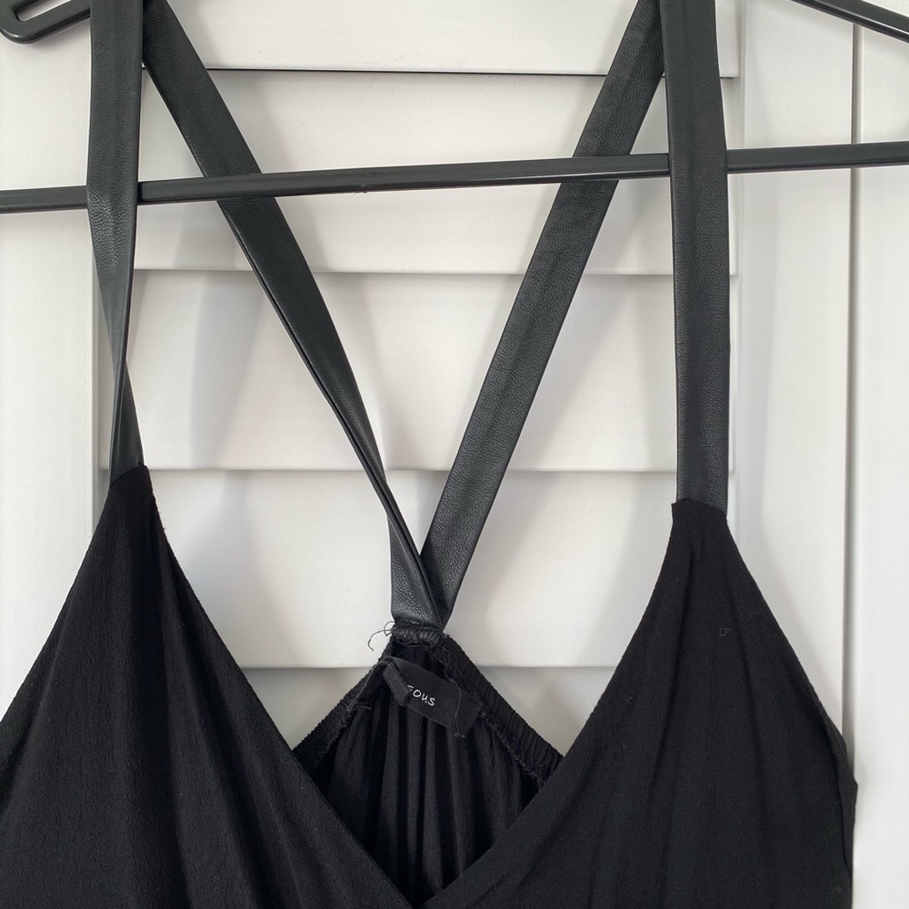 Olivaceous romper.